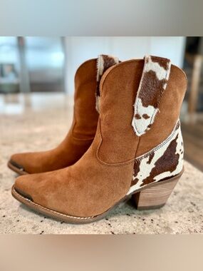 DINGO WOMEN'S TEXAS CHARM SUEDE WESTERN COWBOY BOOTS "NWOT"